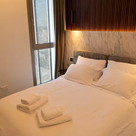 Day 3 Bedroom דירה ניקוסיה